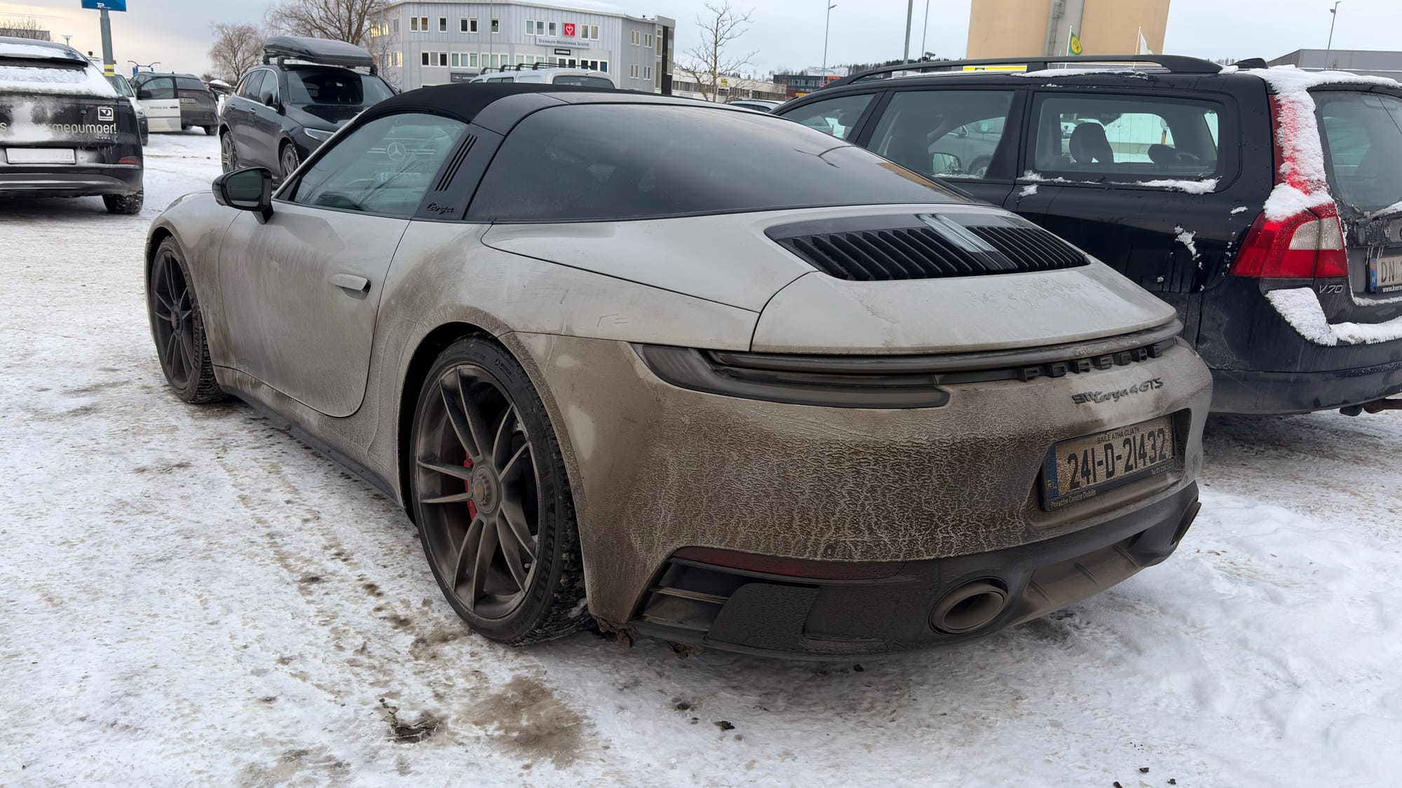 Winter grime on our 911 in Norway