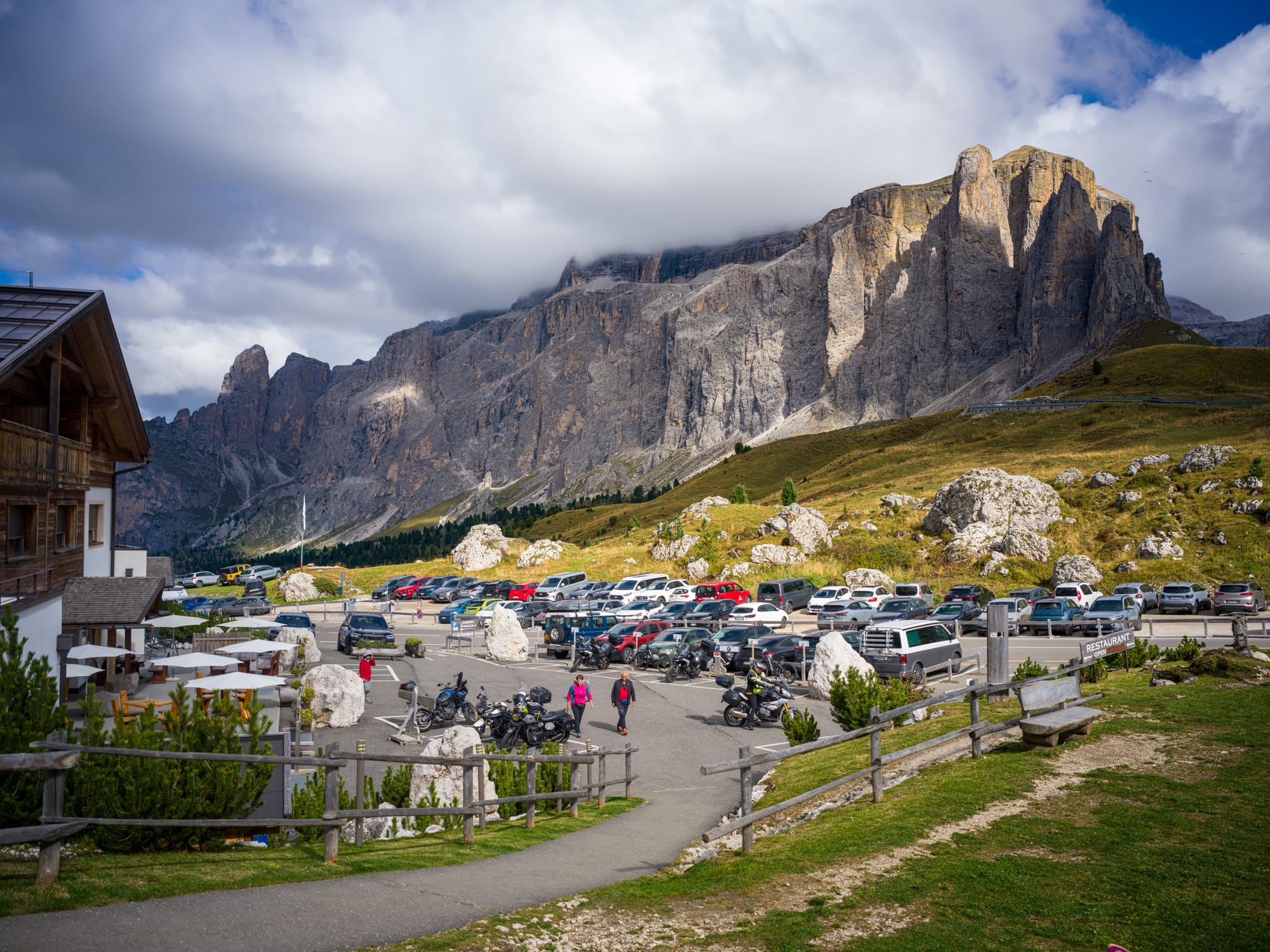 Car park at the summit of Sella Pass